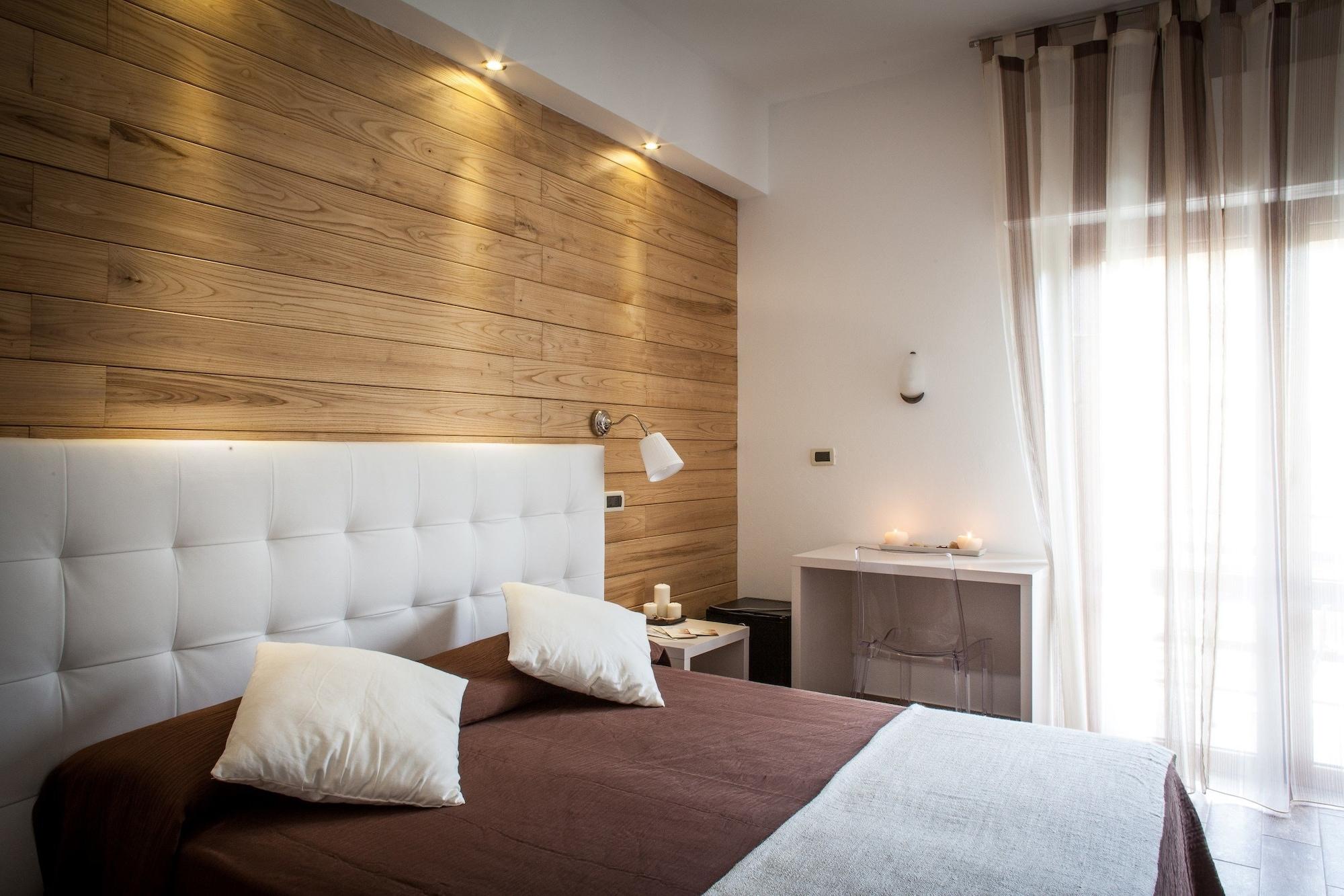 Piccolo Hotel Aurora Abbadia San Salvator Bagian luar foto